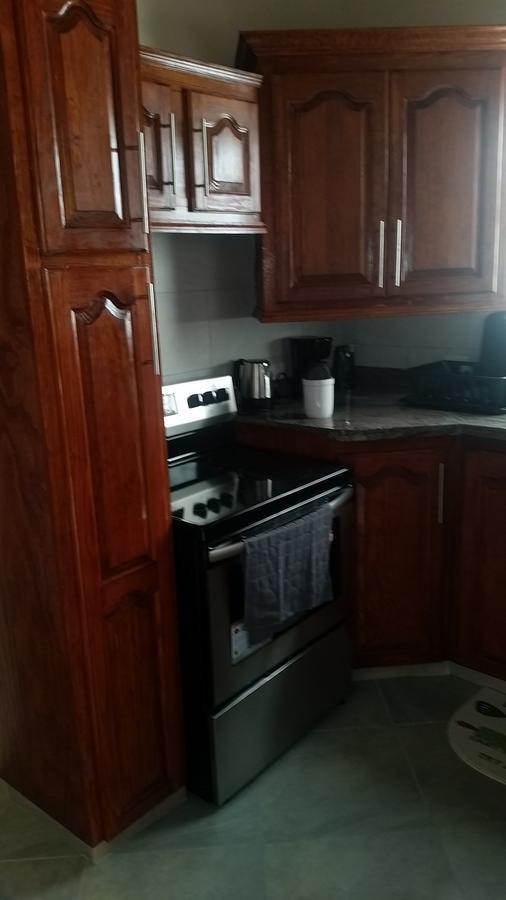 Frontline Apartments Christ Church Esterno foto